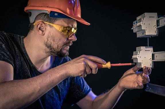 Ümraniye Elektrikçi Ustası